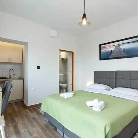 Gostinjska kuća And Irma 4*