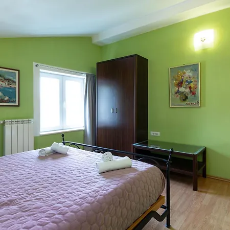 Gostinjska kuća And Irma