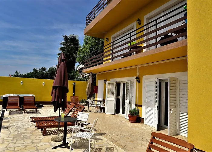 Konukevi And Irma 4*