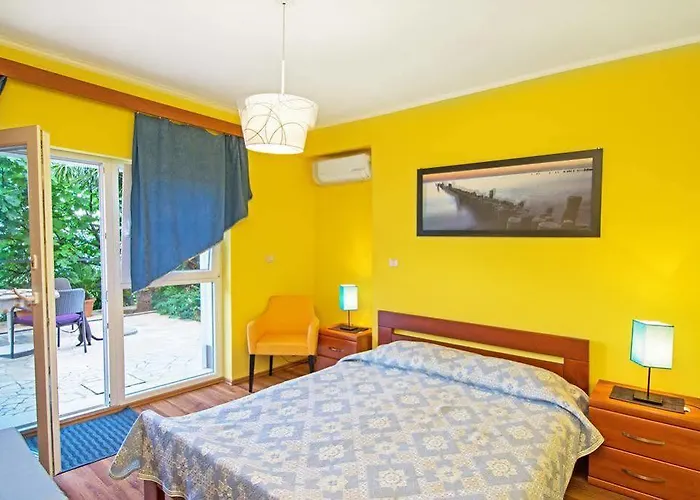 And Irma Konukevi Opatija