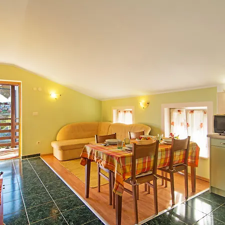 Guest house And Irma 4*