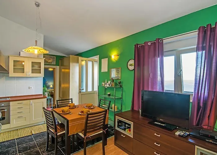 Гостьовий будинок And Irma Опатія